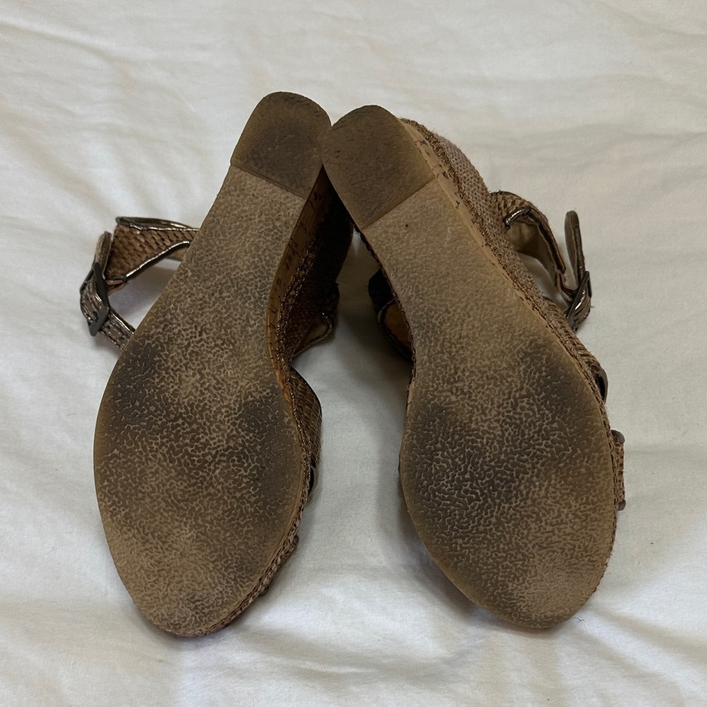 Very Volatile Tan Woven Wedges - Picture 5 of 6